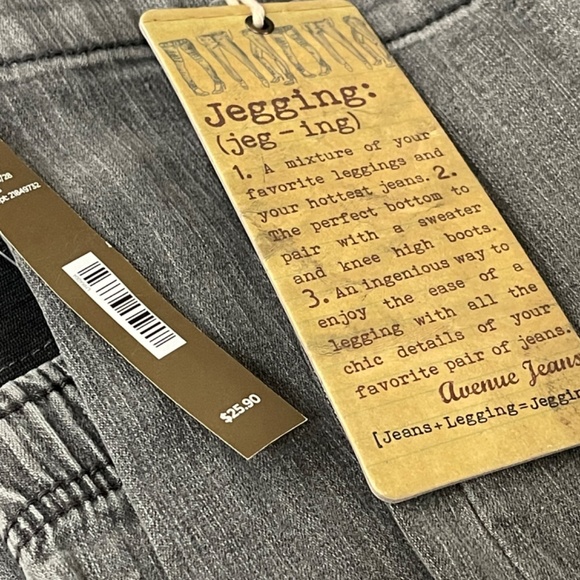 Avenue Plus Size Jeggings (Jeans/Leggings) Size 26 Grey Color NWT - Picture 7 of 7